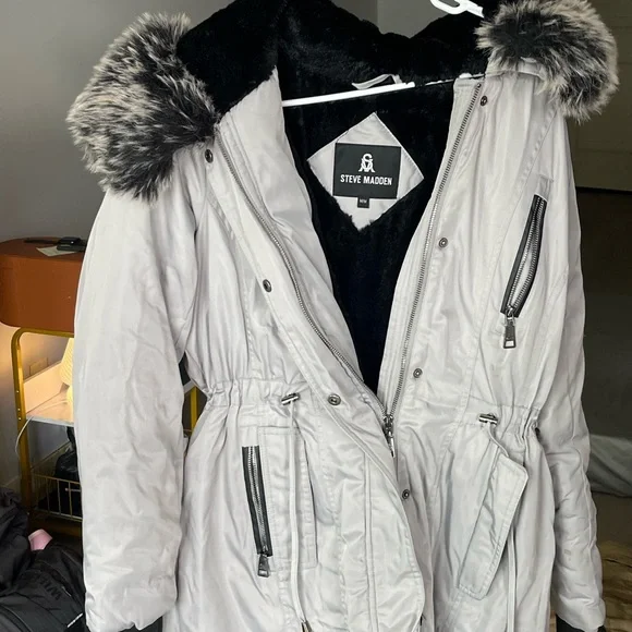 Steve Madden Gray Ski Jacket with Faux Fur Hood